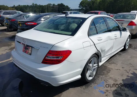 2013 Mercedes-Benz C 300 Sport 4Matic from USA, damaged, VIN WDDGF8AB2DR242582
